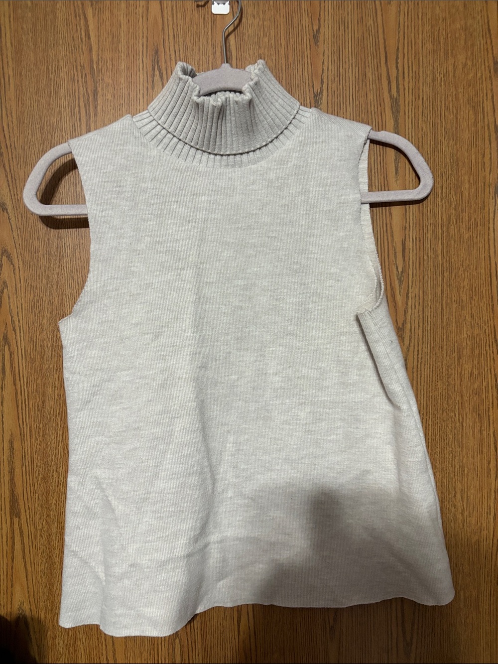 Zara Ribbed Mock Neck Sleeveless Tank - Light Gray